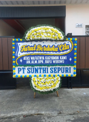 Papan Bunga Duka di Malang Nengah