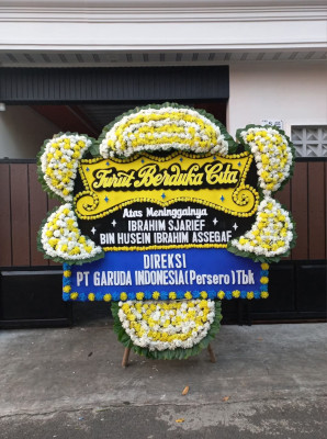 Papan Bunga Duka di Malang Nengah