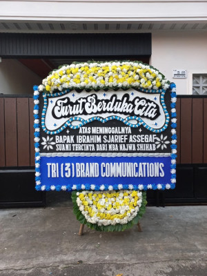 Papan Bunga Duka di Malang Nengah